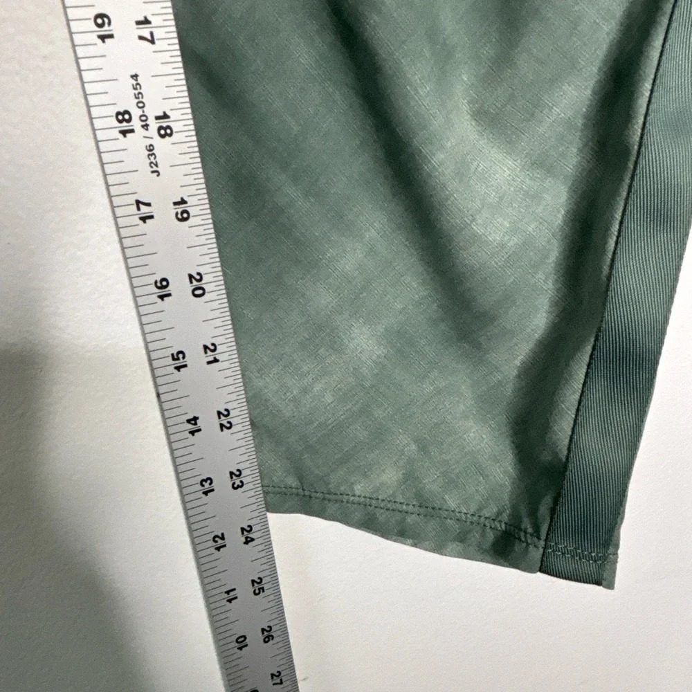 Athleta Nolita Slim Tapered Crop Pant Denali Minimalistic Green Gray Size 10 - Picture 8 of 16